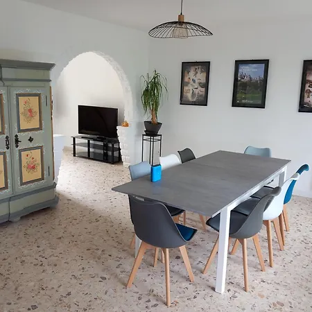 Paris-reims, 10 Personnes, 4 Chambres, Grand Jardin Prive Nyaraló Breny