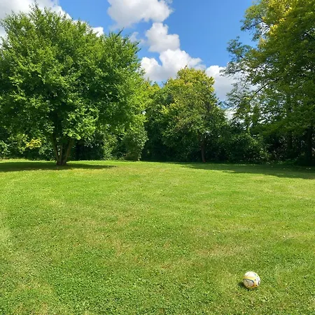 Holiday home Paris-reims, 10 Personnes, 4 Chambres, Grand Jardin Prive *
