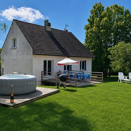 Holiday home Paris-reims, 10 Personnes, 4 Chambres, Grand Jardin Prive Breny